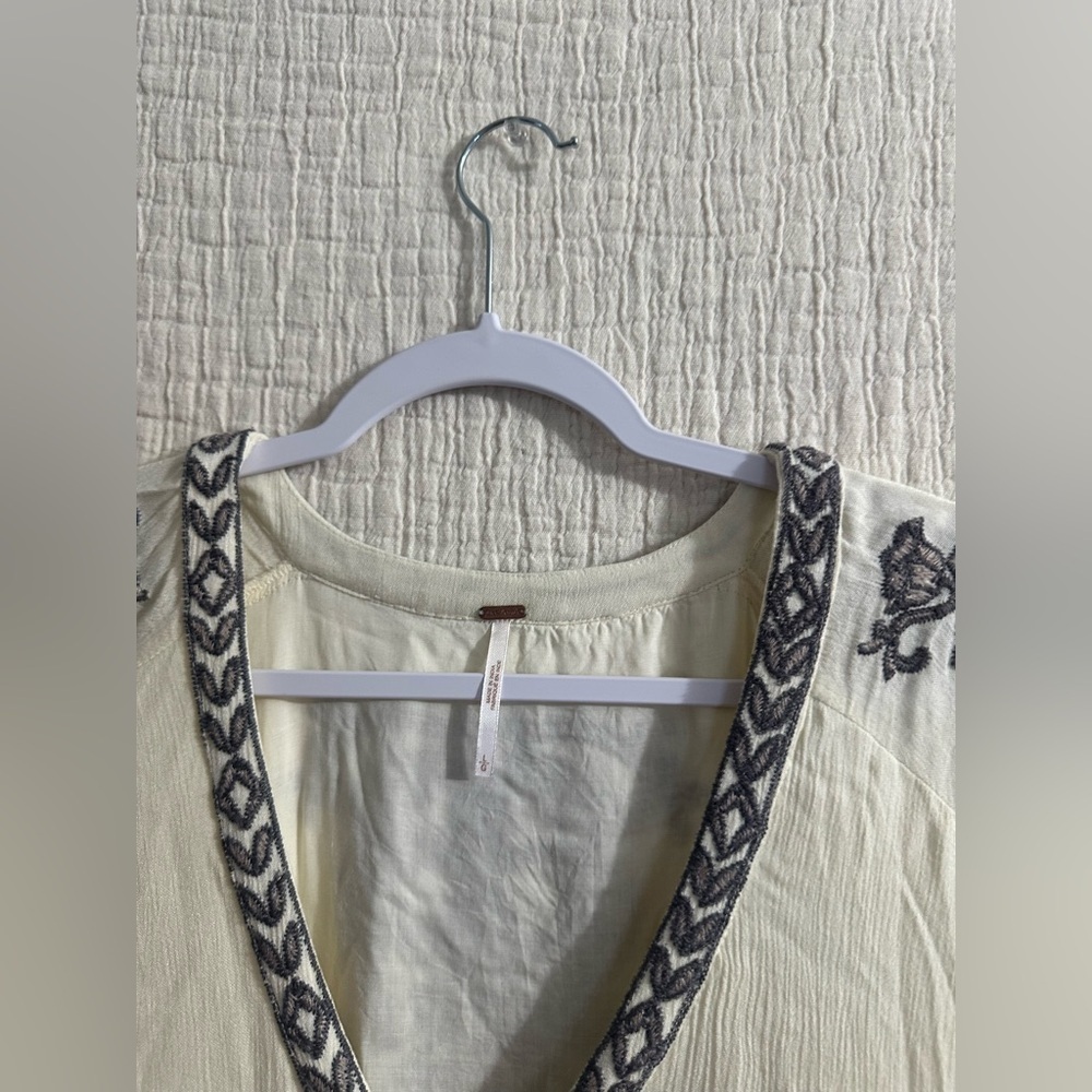 Free People Embroidered Cream Dress Sz large - Picture 4 of 5